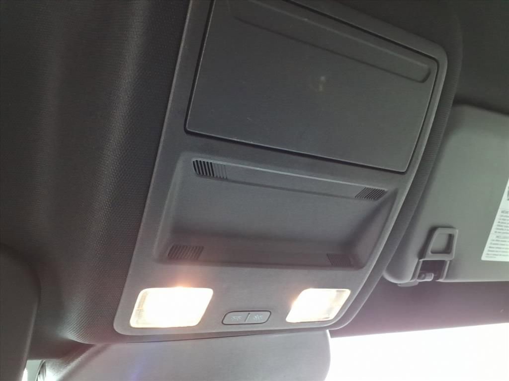 Used 2025 Ford Escape ST-Line image 29