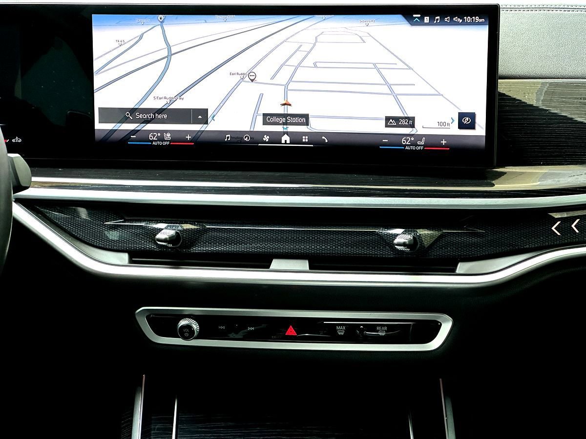 Certified 2024 BMW X7 xDrive40i w/ M Sport Package AWD/4WD image 28
