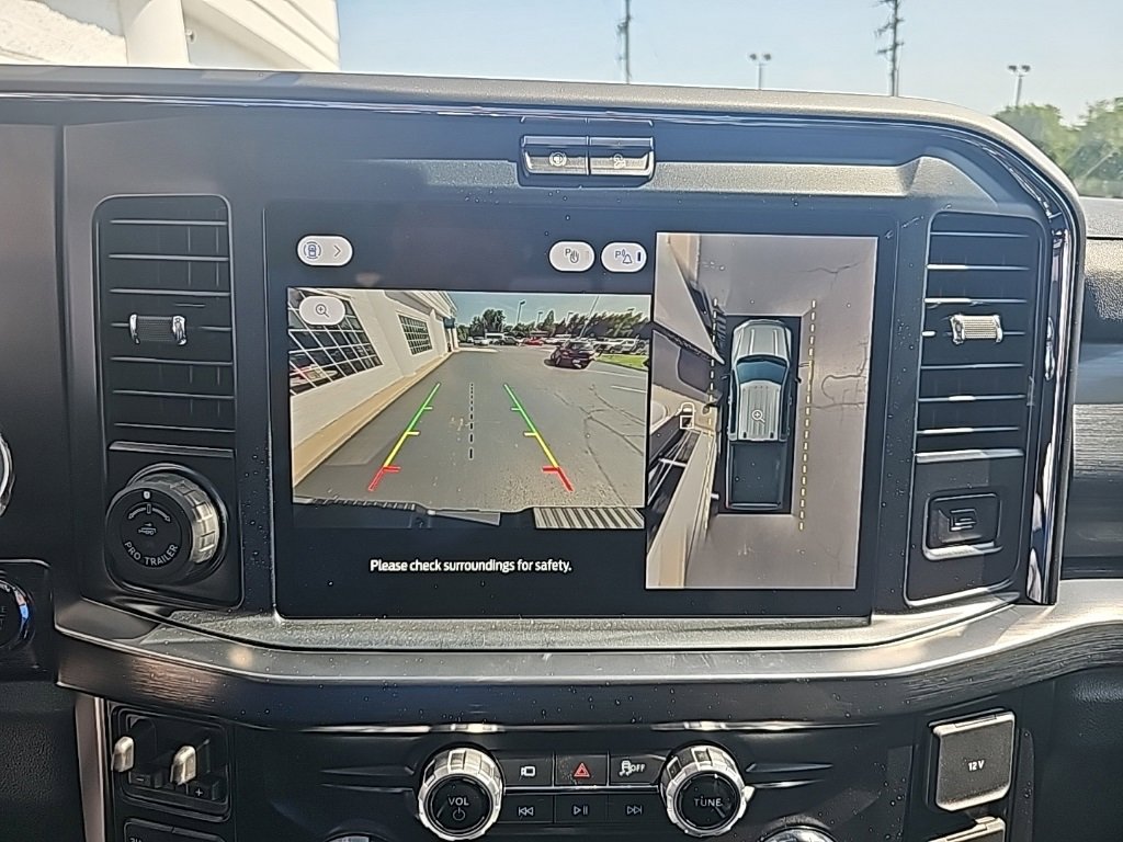 New 2025 Ford F250 Lariat w/ Lariat Ultimate Package image 17