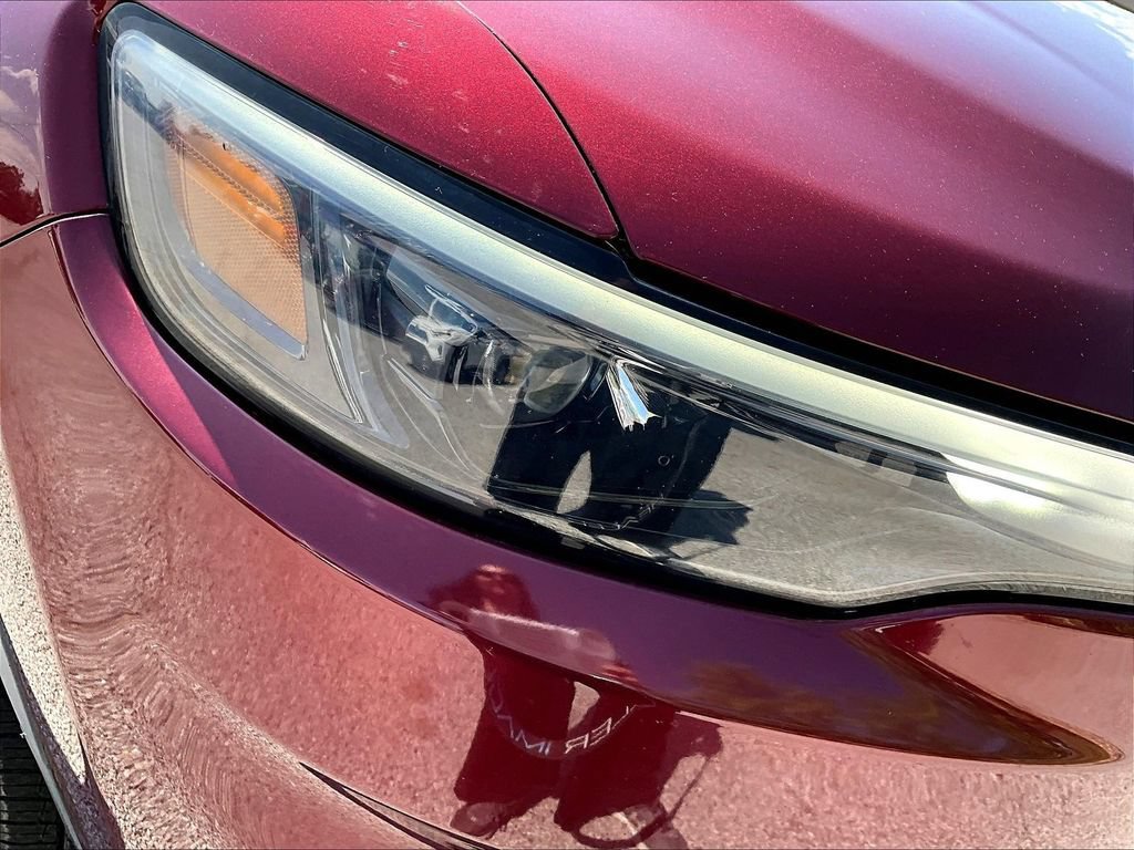 Used 2019 Jeep Cherokee Latitude Plus AWD/4WD image 35
