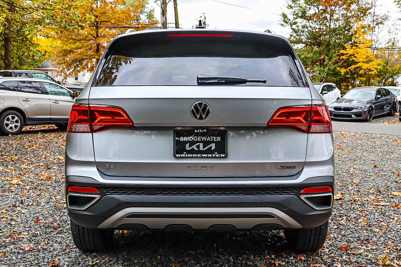Used 2024 Volkswagen Taos SE image 5