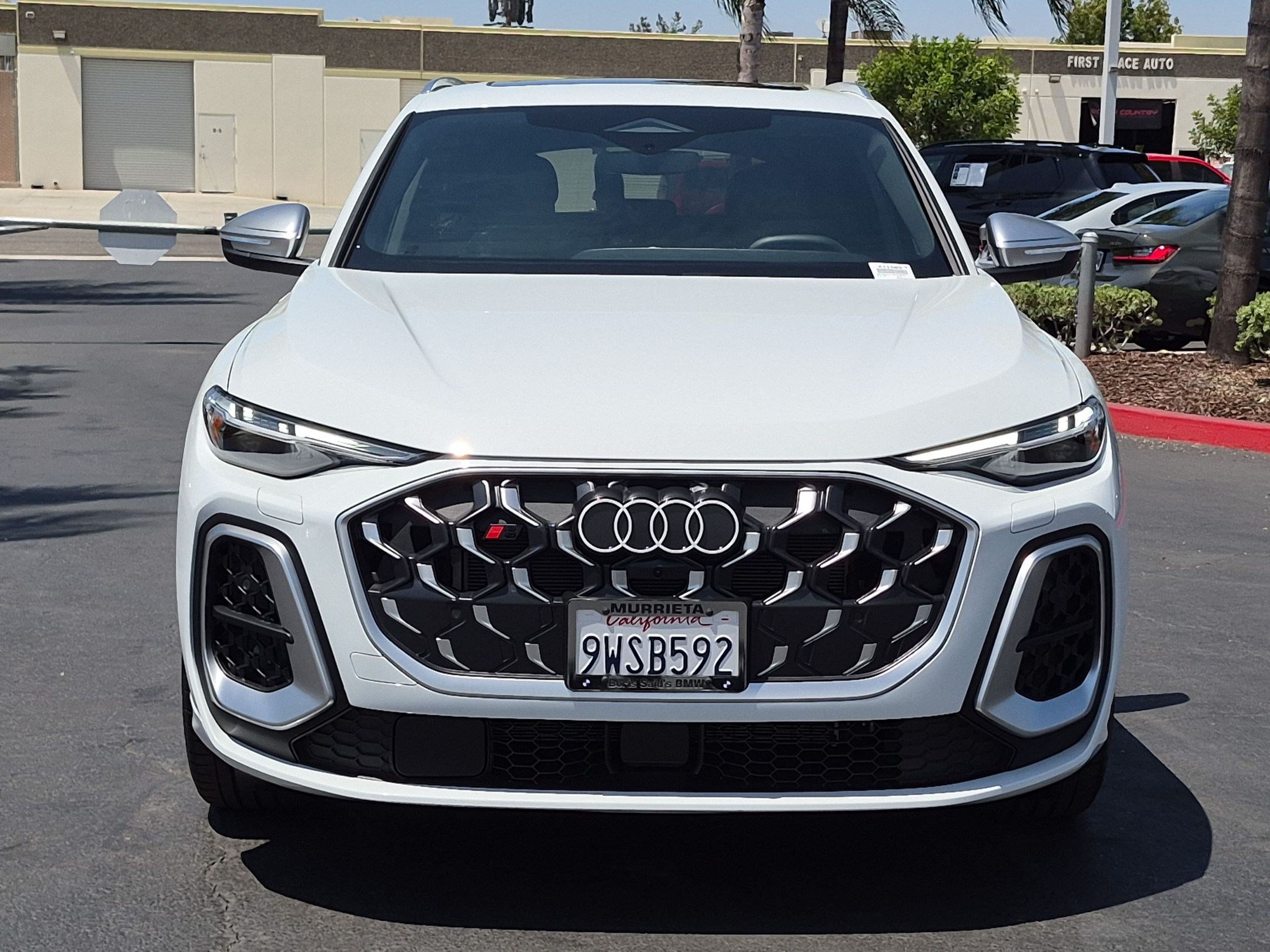 Used 2025 Audi SQ5 Premium Plus w/ Premium Plus Package AWD/4WD image 3