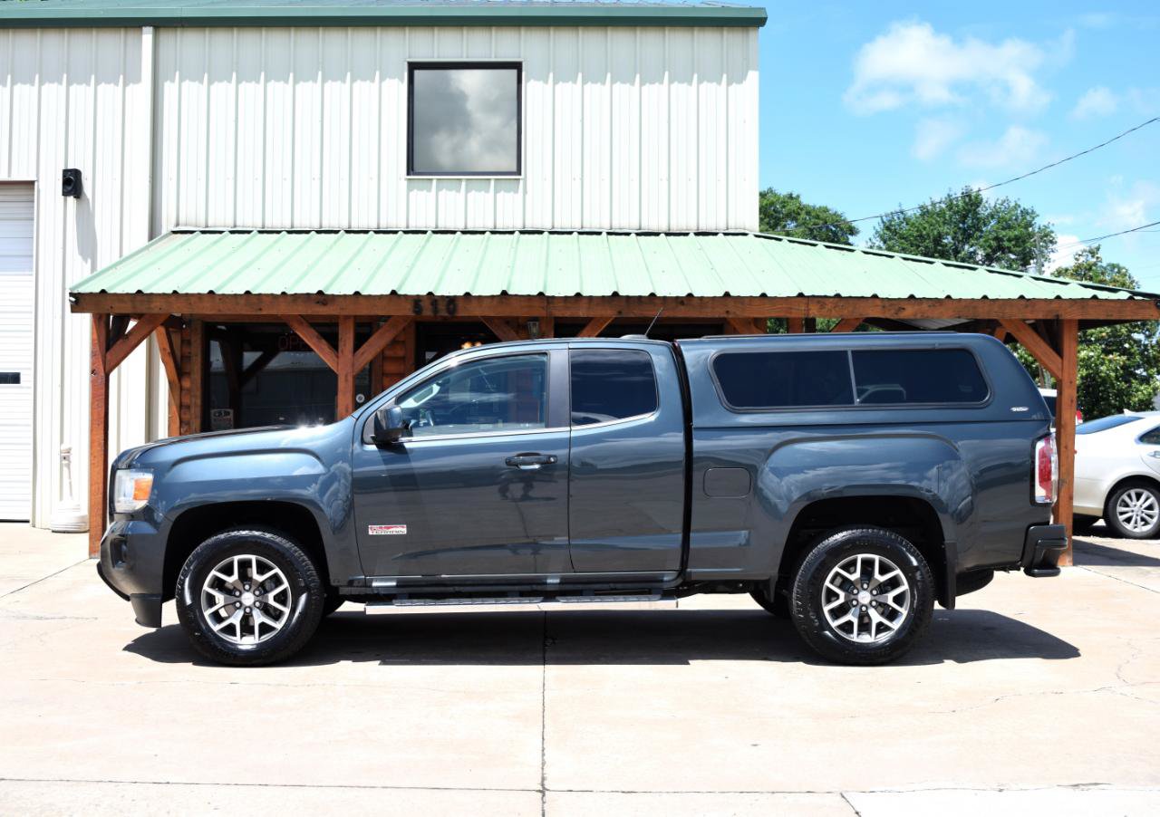 Used 2017 GMC Canyon SLE w/ All Terrain Package AWD/4WD image 2