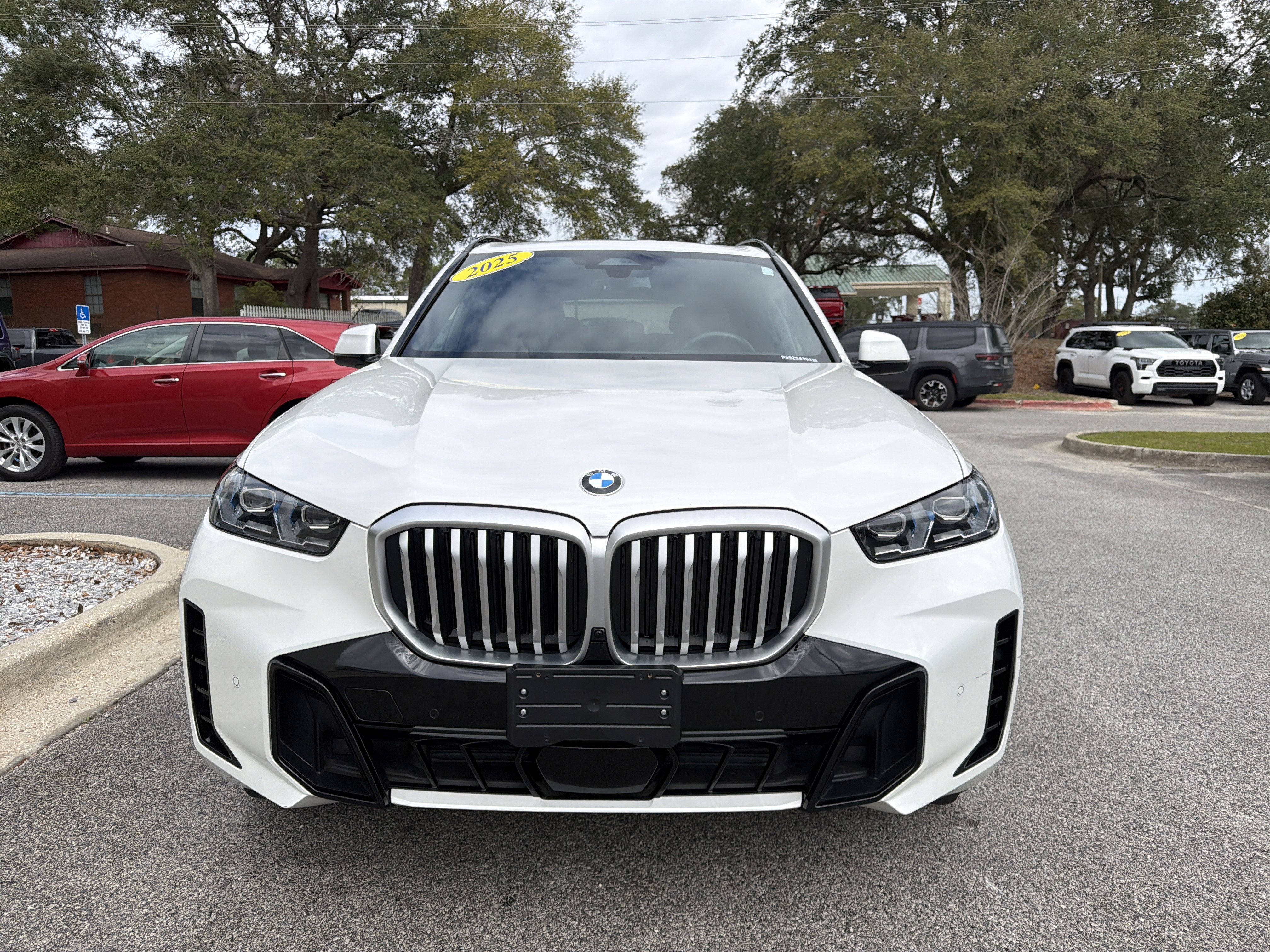 Used 2025 BMW X5 xDrive40i image 9