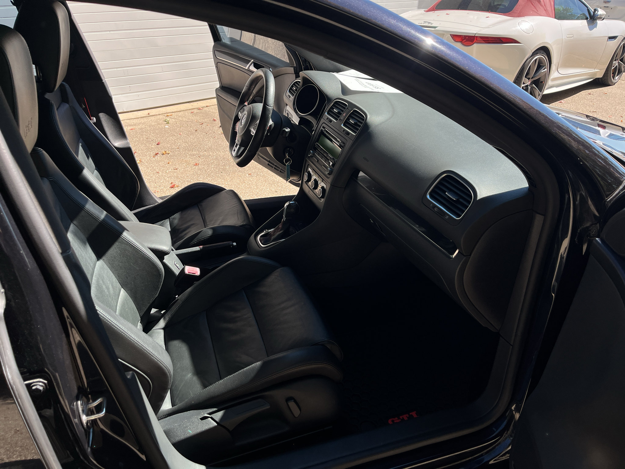Used 2013 Volkswagen GTI Wolfsburg Edition FWD image 39