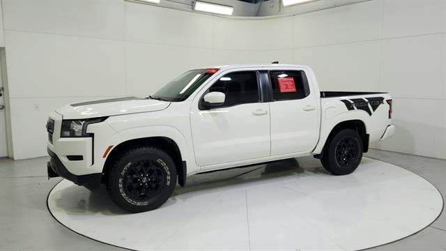 Certified 2024 Nissan Frontier SV w/ Technology Package RWD image 3