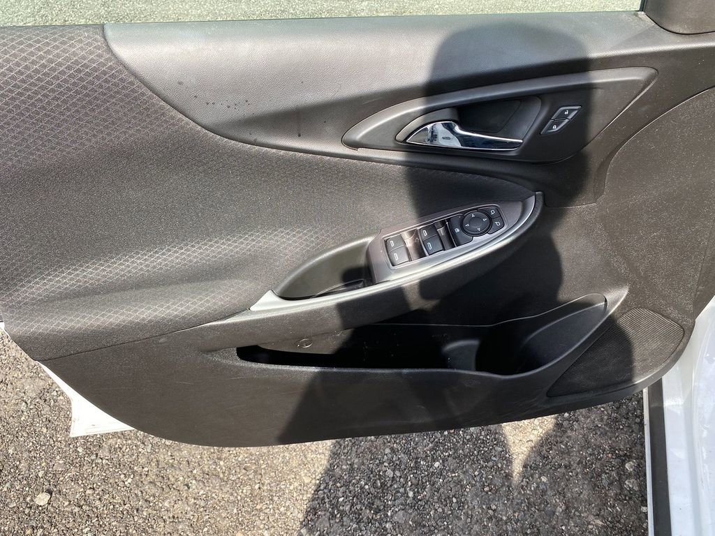 Used 2023 Chevrolet Malibu LS image 11