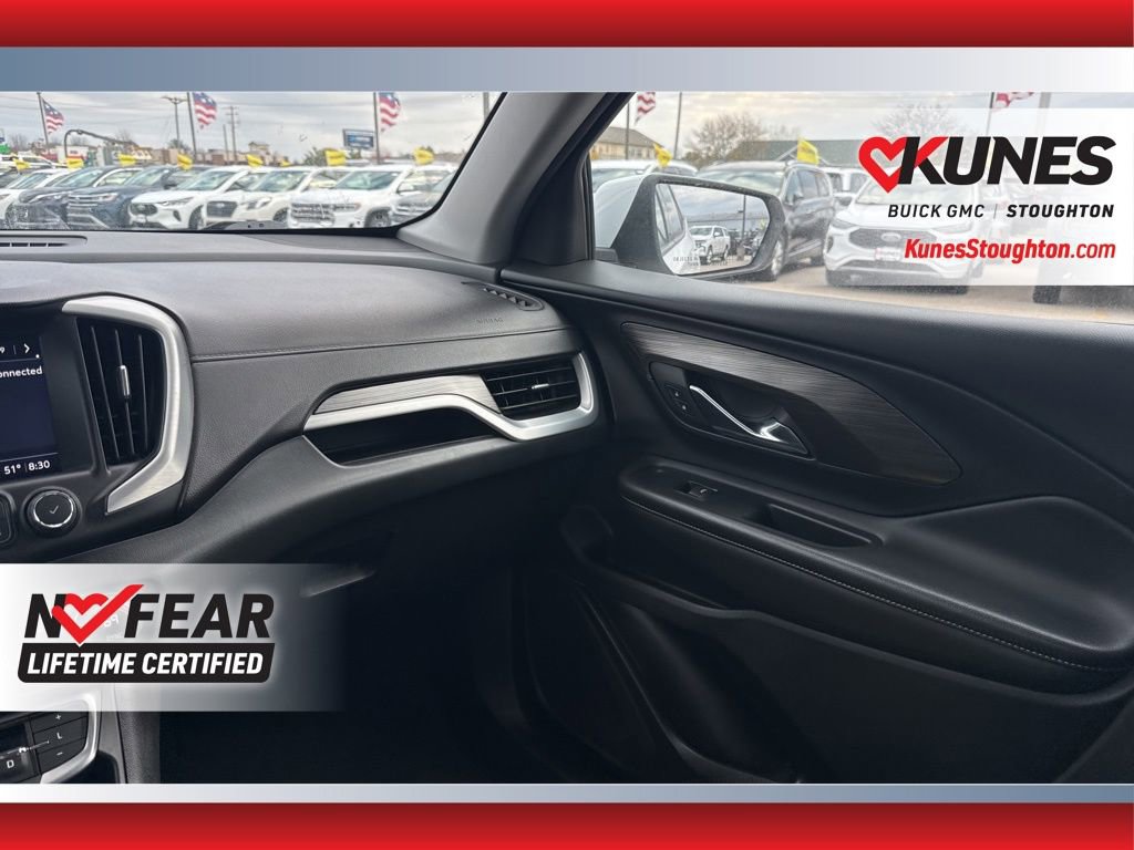 Used 2023 GMC Terrain SLT image 46