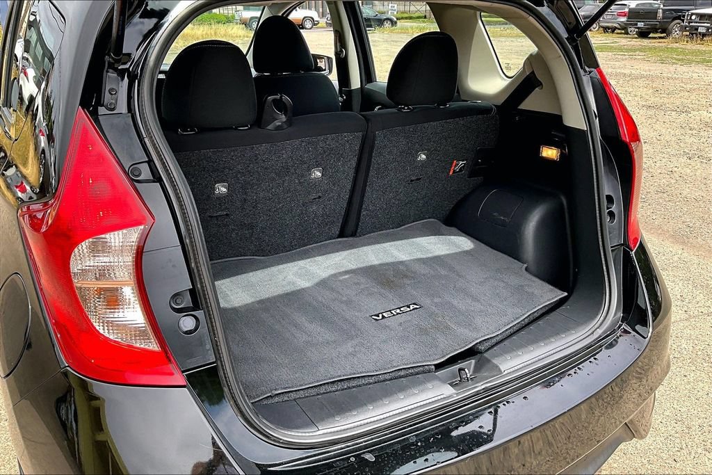 Used 2019 Nissan Versa Note SV FWD image 34