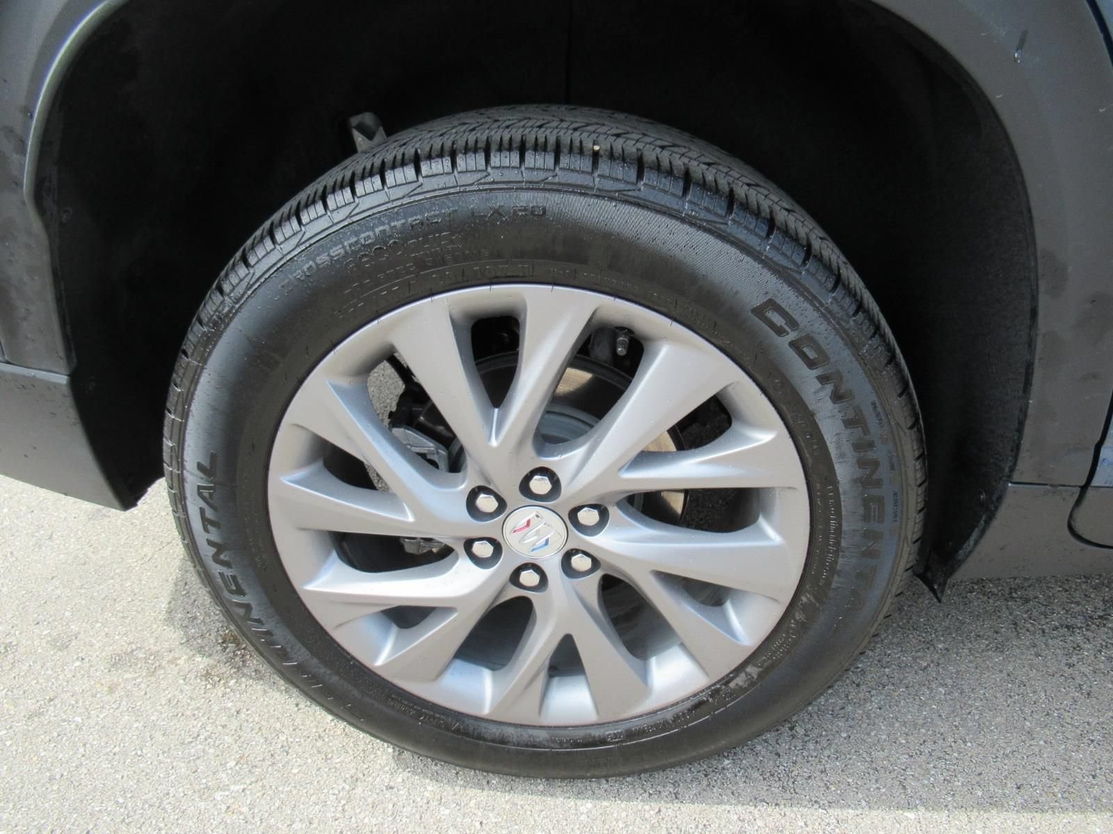 Used 2026 Buick Enclave Preferred FWD image 8