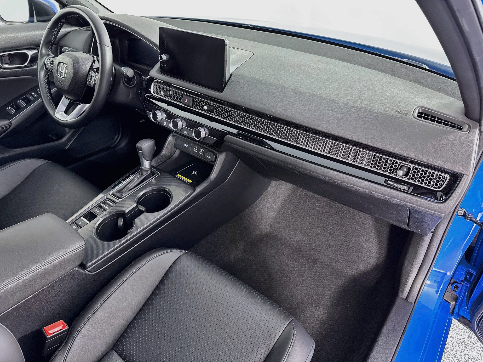 Certified 2024 Honda Civic Sport Touring image 30