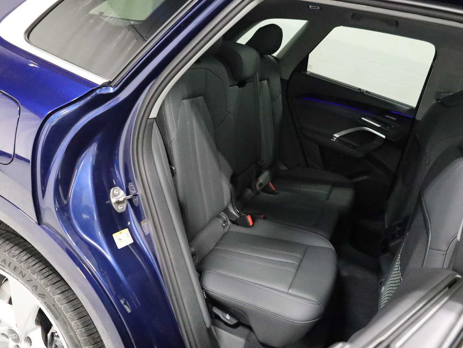 Certified 2025 Audi Q5 Premium AWD/4WD image 35