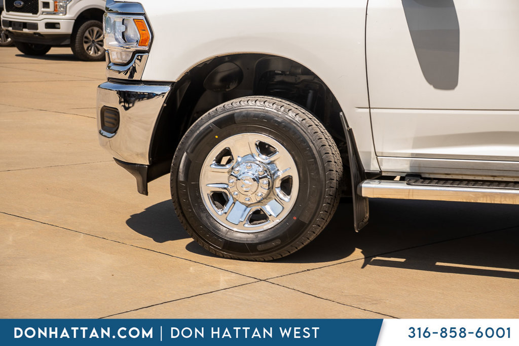 Used 2024 RAM 3500 Tradesman w/ Chrome Appearance Group AWD/4WD image 35