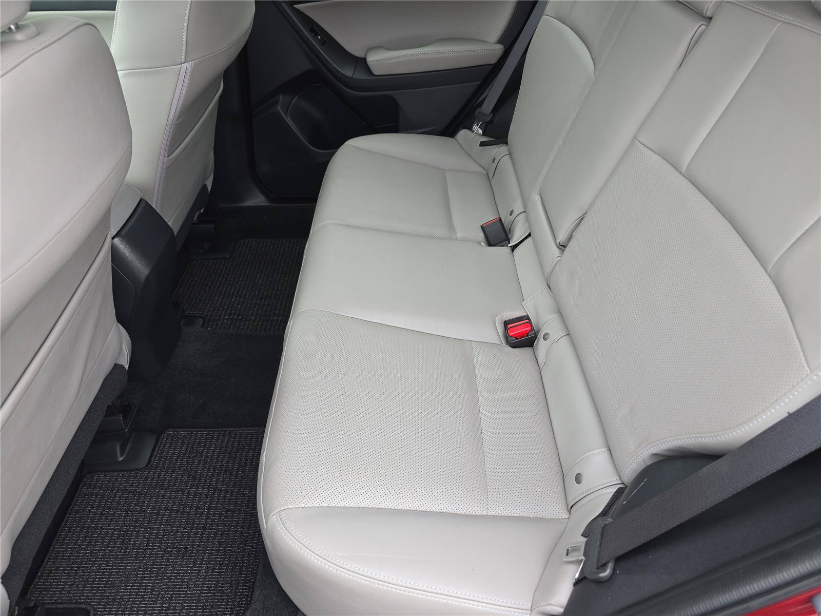 Used 2016 Subaru Forester 2.5i Limited w/ Protection Package #2 AWD/4WD image 15