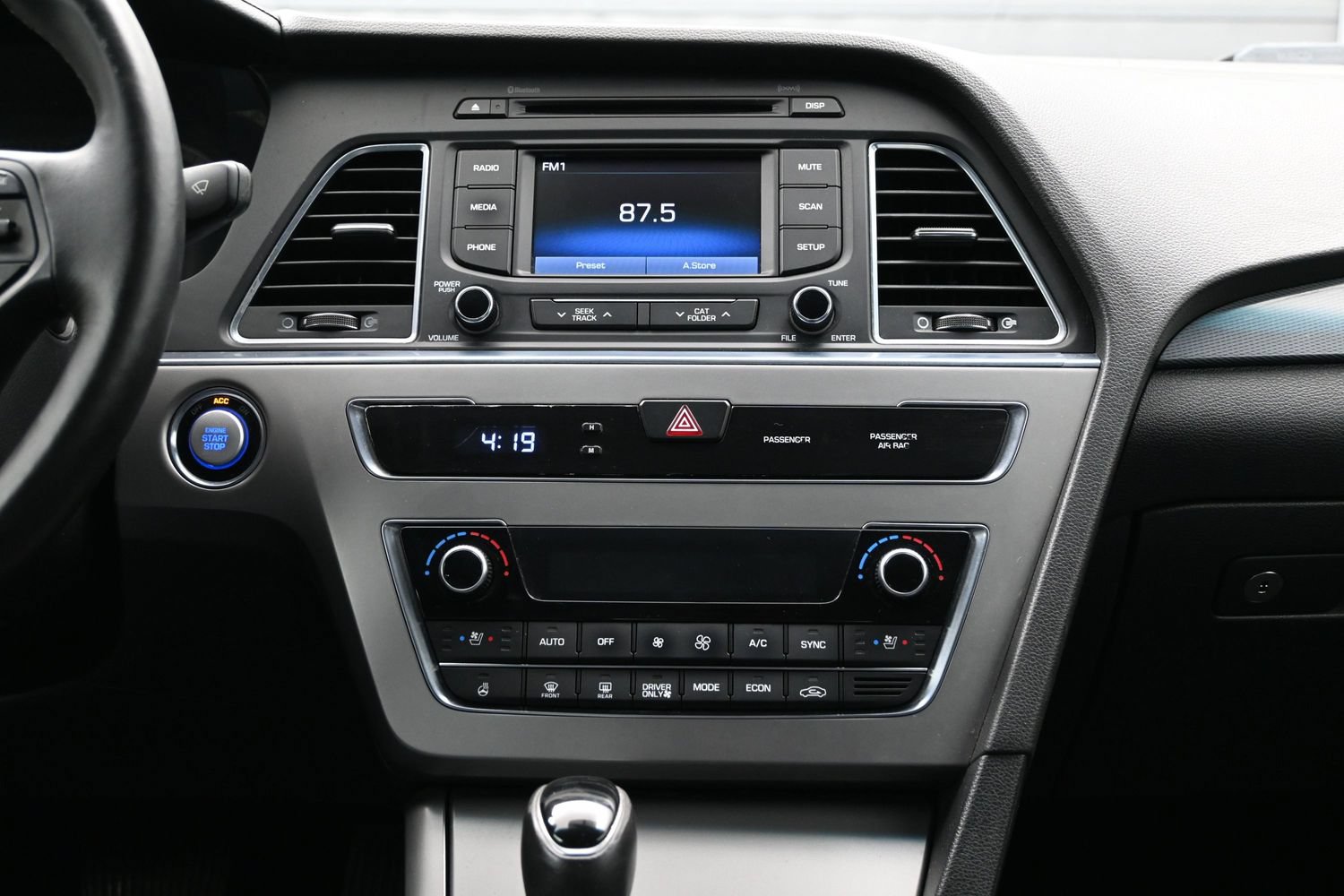 Used 2016 Hyundai Sonata Limited FWD image 31