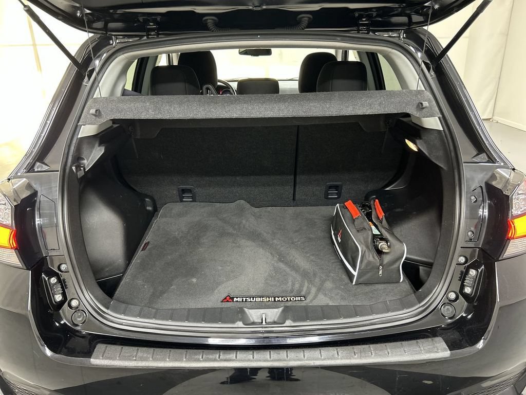 Used 2023 Mitsubishi Outlander Sport LE AWD/4WD image 21