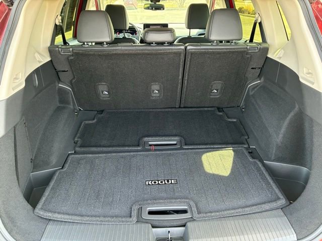 Certified 2025 Nissan Rogue SL w/ Tech Package AWD/4WD image 21