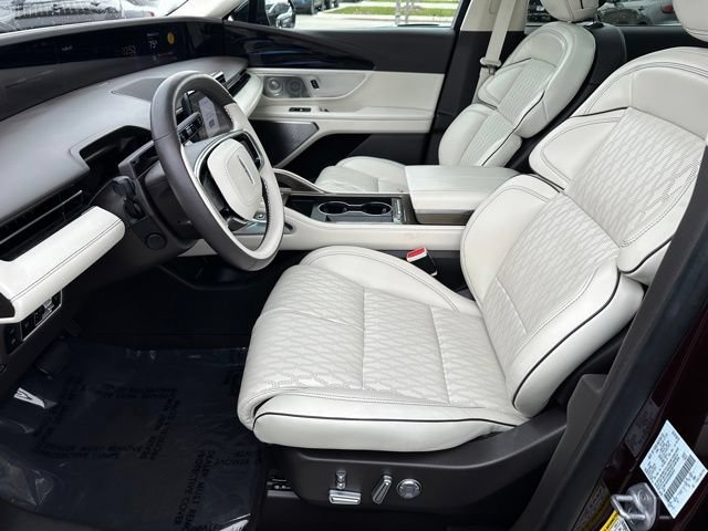 Used 2025 Lincoln Nautilus Black Label w/ Jet Appearance Package AWD/4WD image 21