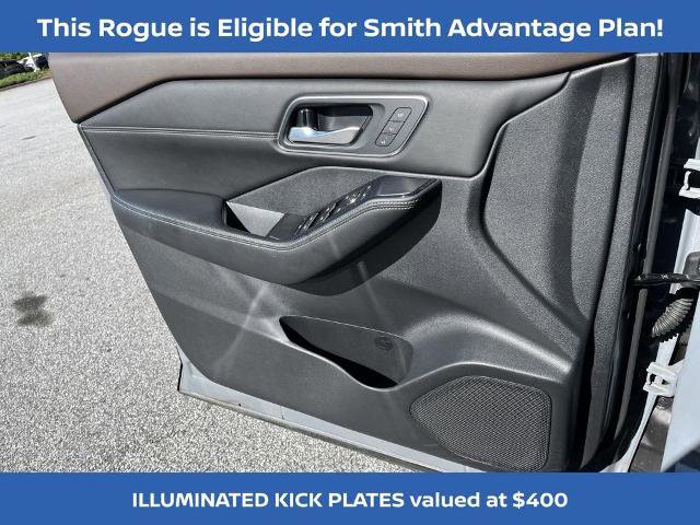 Certified 2023 Nissan Rogue Platinum w/ Platinum Premium Package FWD image 15
