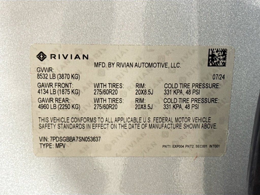 Used 2025 Rivian R1S Adventure Dual AWD/4WD image 42
