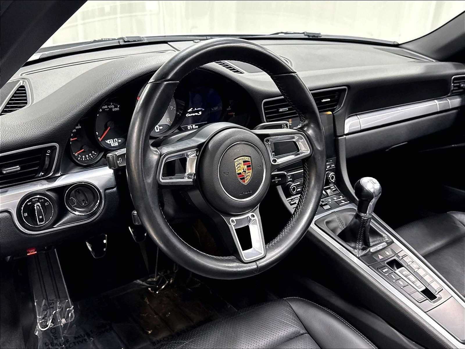 Used 2017 Porsche 911 Carrera S RWD image 6