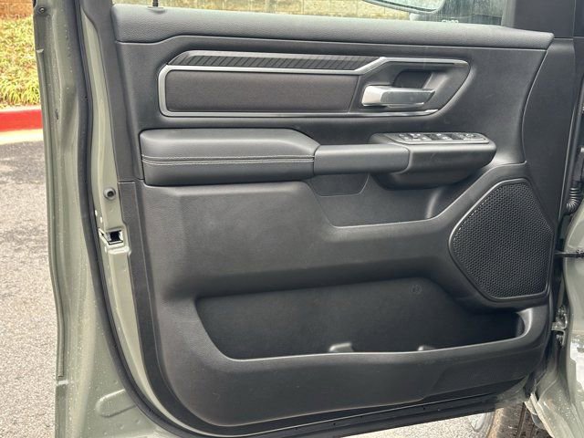 New 2026 RAM 1500 4x4 Crew Cab image 11
