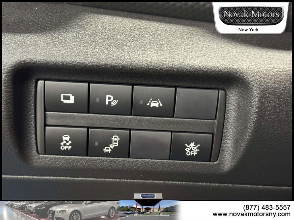 Used 2024 Nissan Kicks S image 16