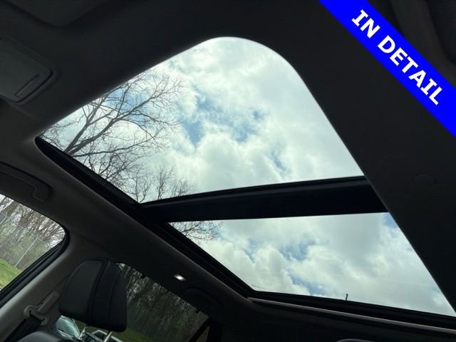 Certified 2023 Honda Pilot Touring image 28