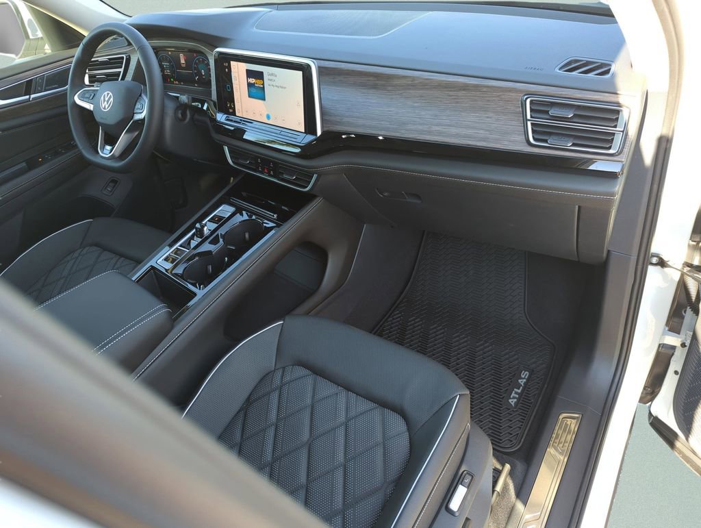 New 2026 Volkswagen Atlas SEL Premium R-Line image 17