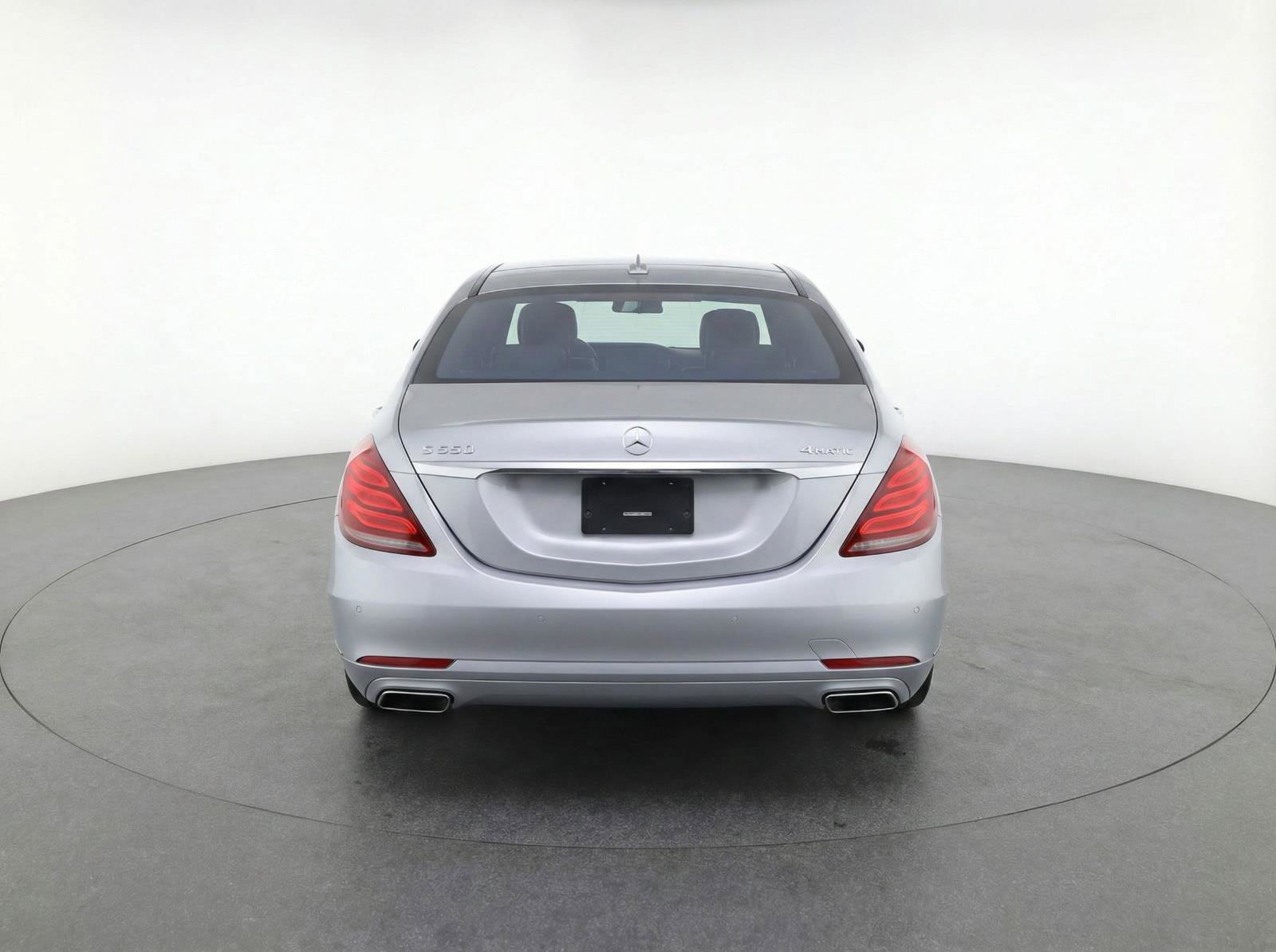 Used 2015 Mercedes-Benz S 550 Sedan image 7