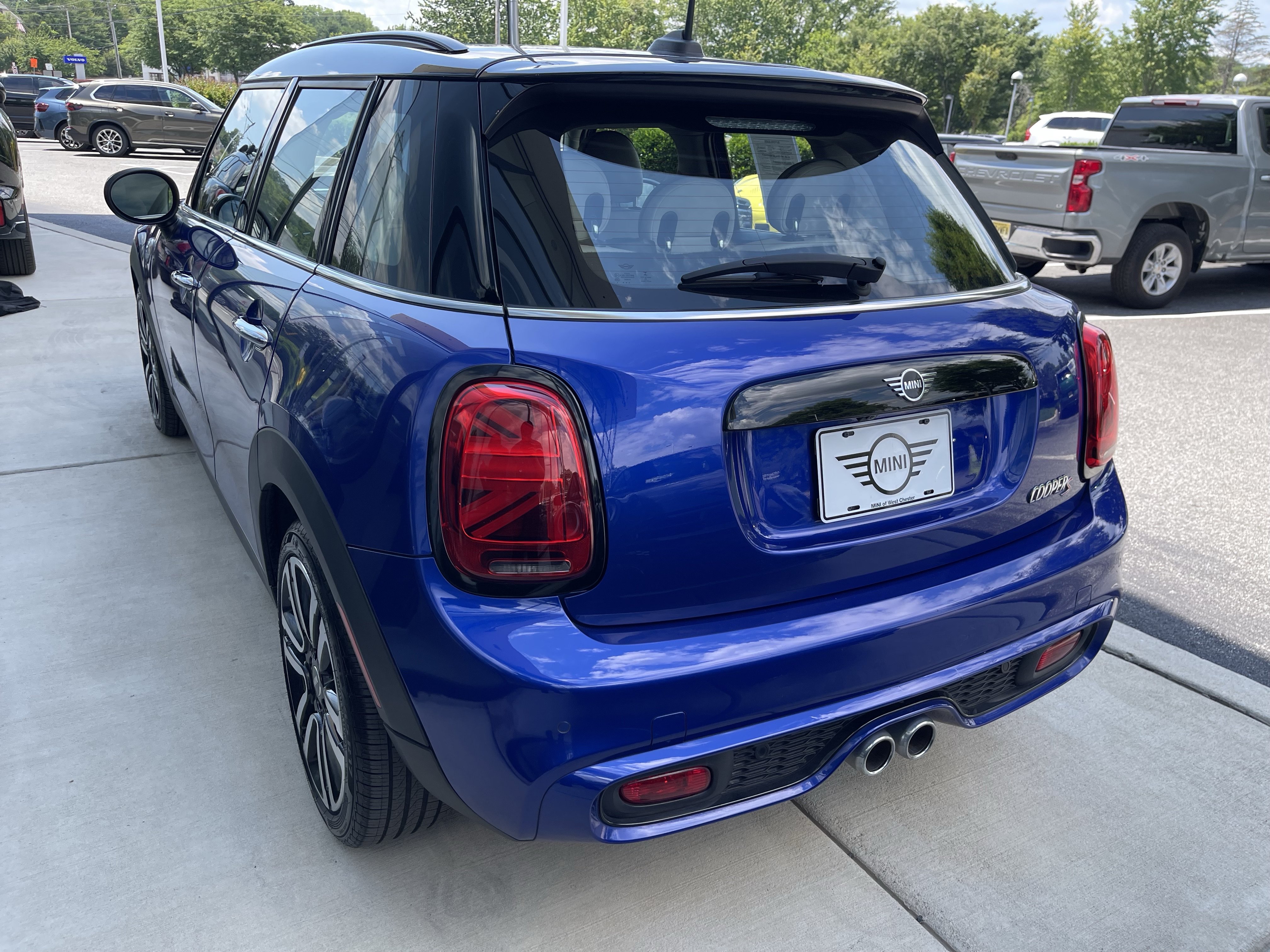 Used 2021 MINI Cooper S w/ Driver Assistance Package FWD image 4