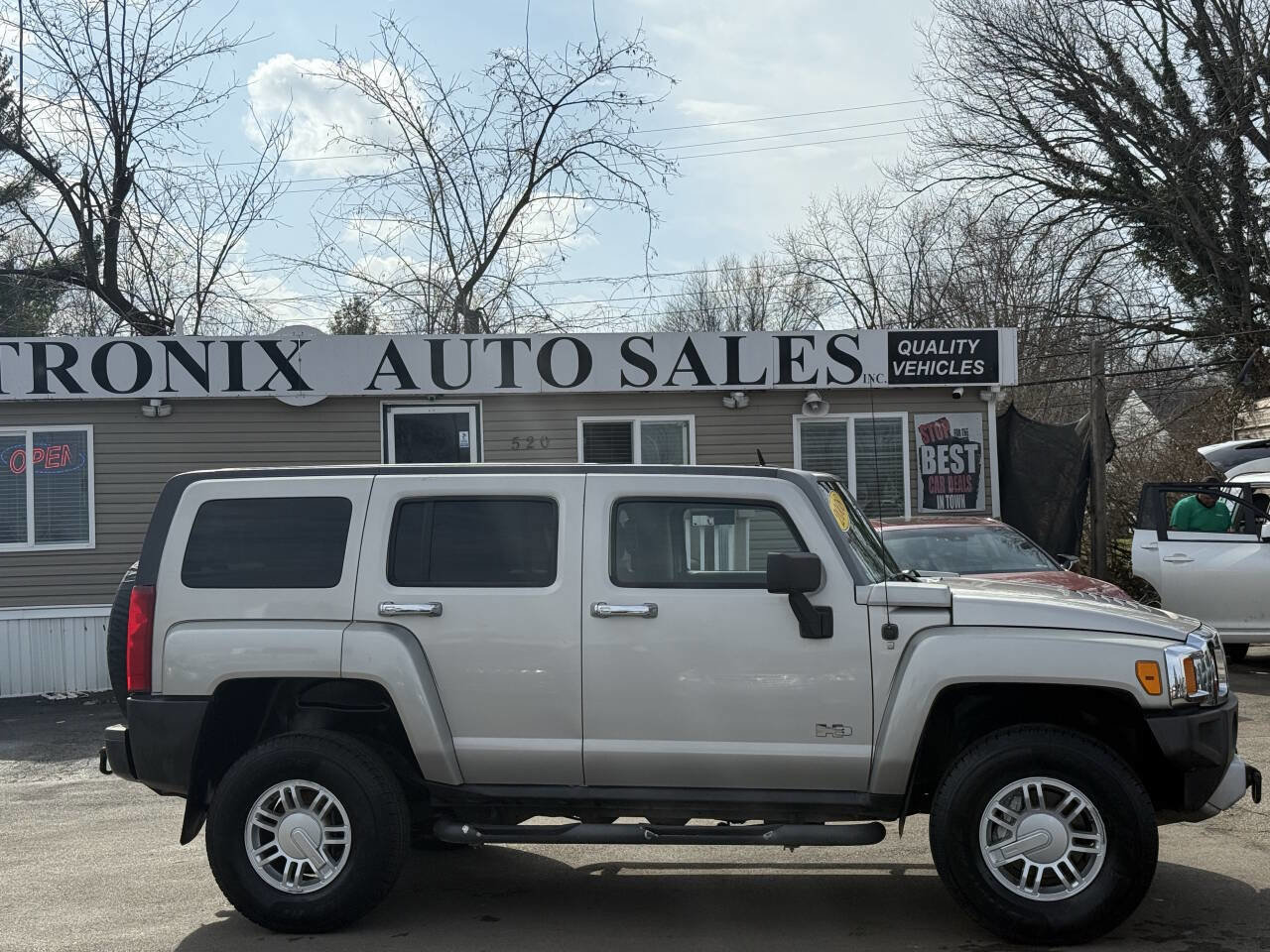 Used 2008 HUMMER H3 image 5