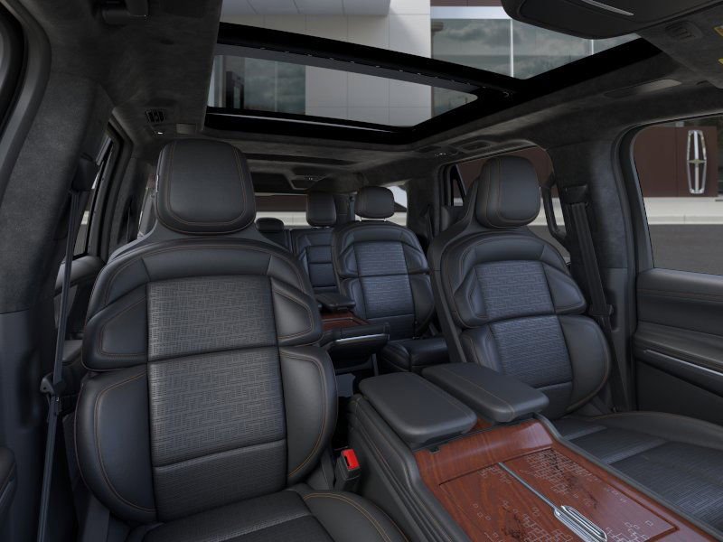 New 2025 Lincoln Navigator L Black Label image 10