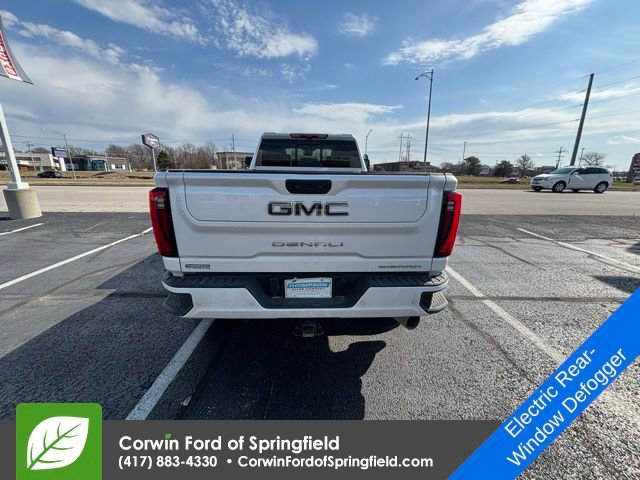 Used 2024 GMC Sierra 3500 Denali Ultimate image 9