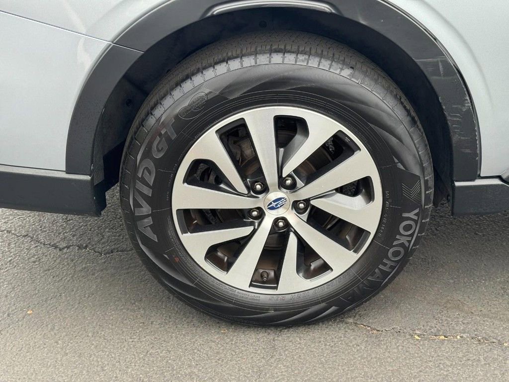 Used 2022 Subaru Outback Premium AWD/4WD image 9