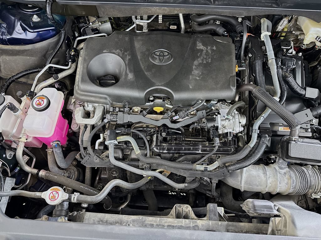 Used 2023 Toyota Highlander XLE FWD image 32