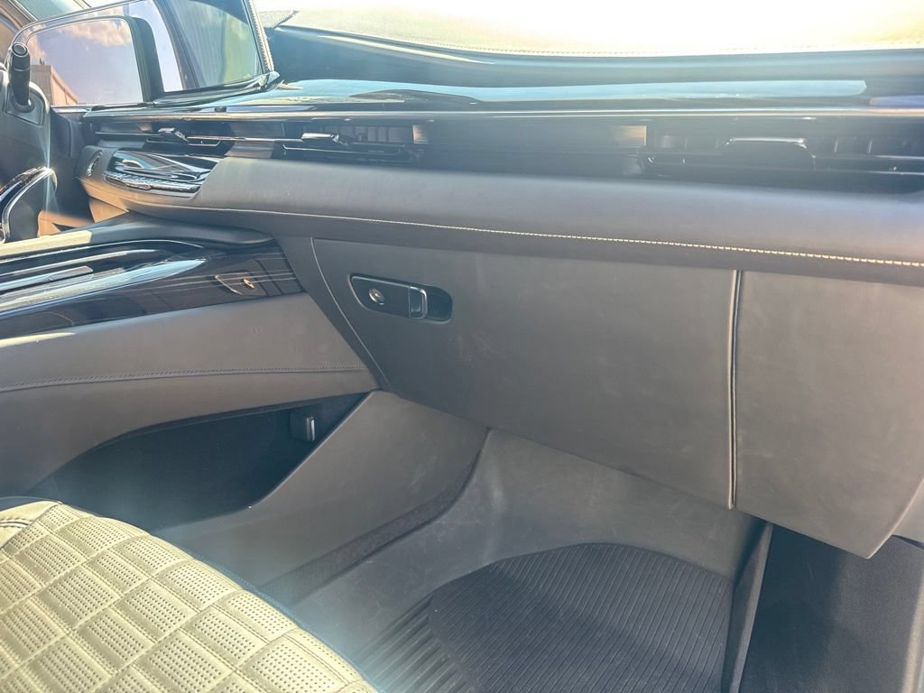 Certified 2023 Cadillac Escalade V w/ Heavy-Duty Trailer Package AWD/4WD image 39