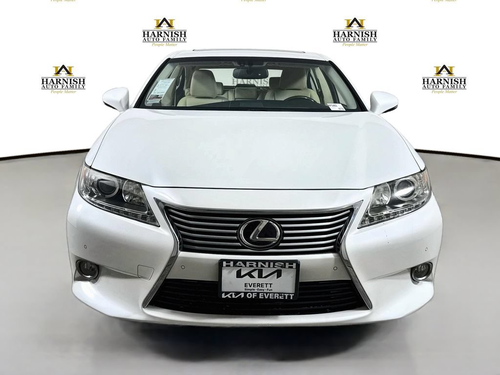 Used 2013 Lexus ES 350 w/ Premium Pkg FWD image 2