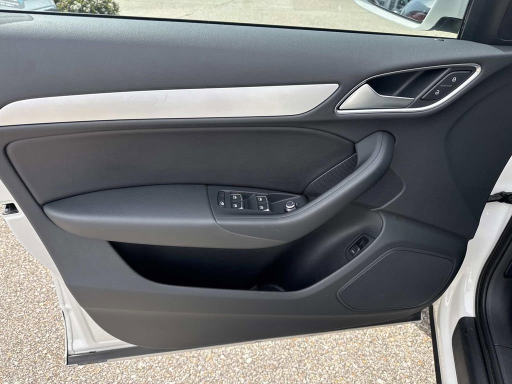 Used 2017 Audi Q3 2.0T Premium w/ Convenience Package image 19