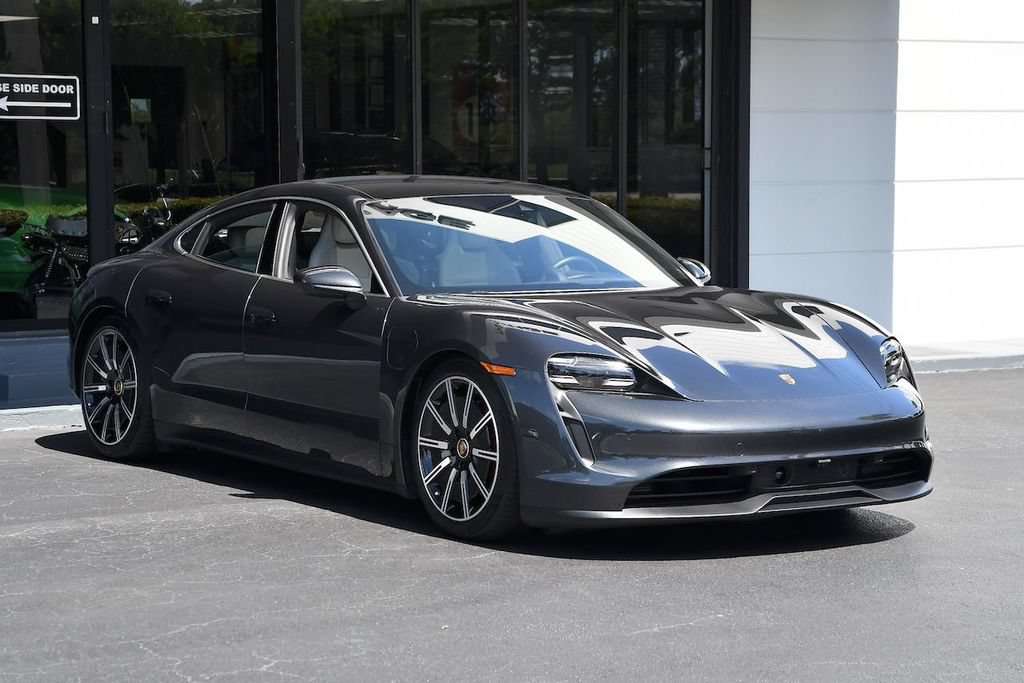 Used 2020 Porsche Taycan 4S AWD/4WD image 6