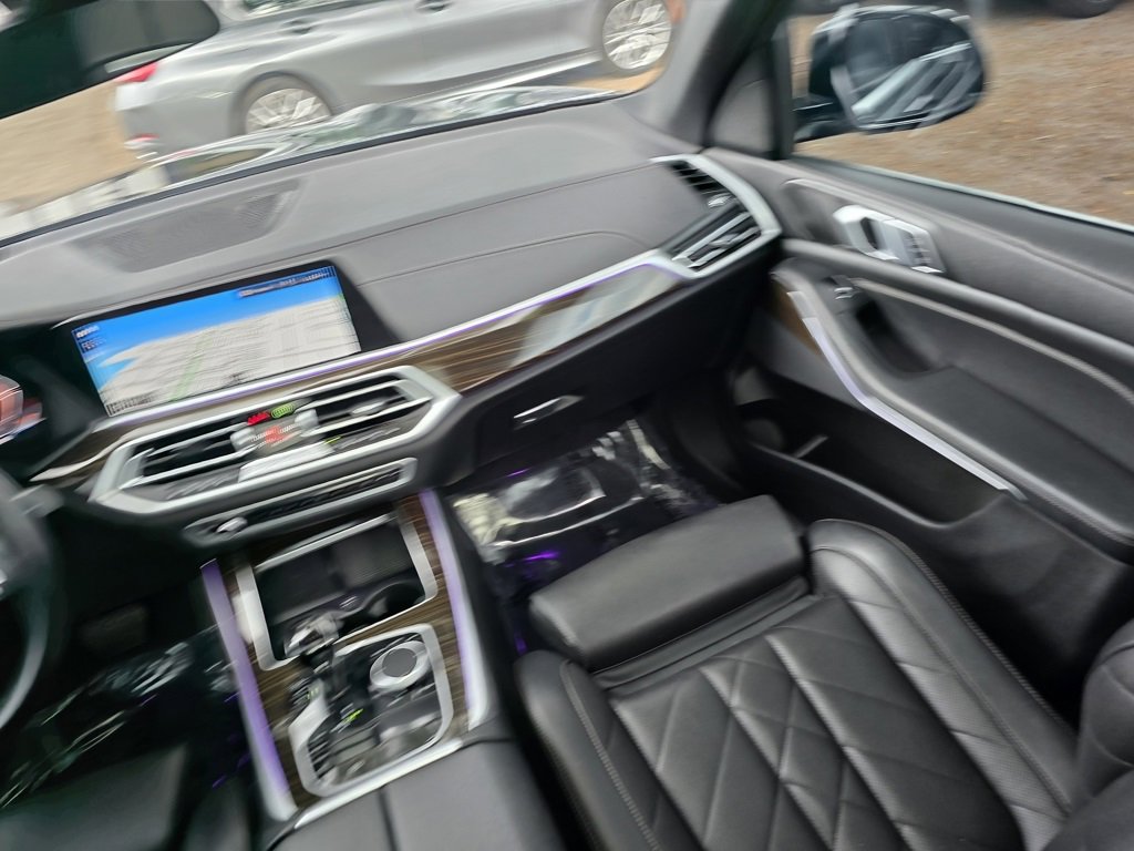 Used 2023 BMW X5 xDrive40i image 39