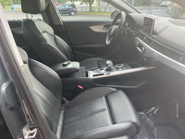 Used 2017 Audi A4 2.0T Prestige w/ Prestige Package AWD/4WD image 31