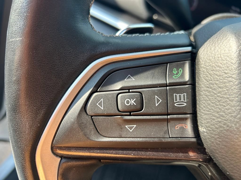 Used 2021 Jeep Grand Cherokee L Laredo w/ Luxury Tech Group I RWD image 18