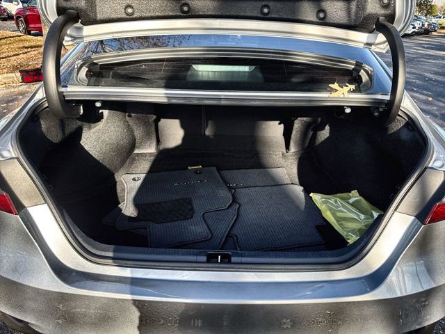 Used 2024 Toyota Camry XLE image 31