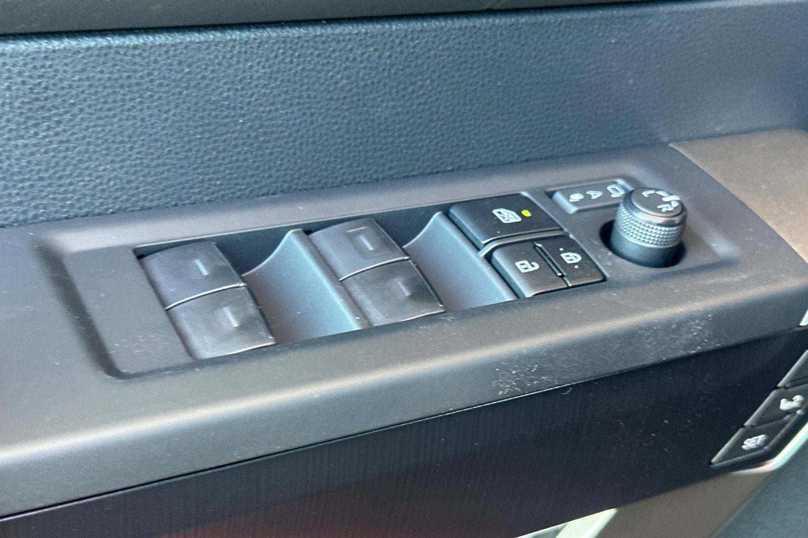 New 2026 Toyota Tundra Platinum AWD/4WD image 13