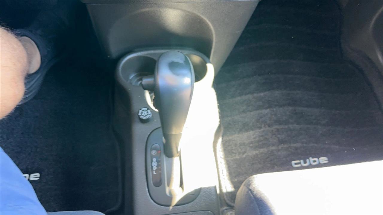 Used 2009 Nissan Cube 1.8 S w/ Interior Designer Pkg image 32