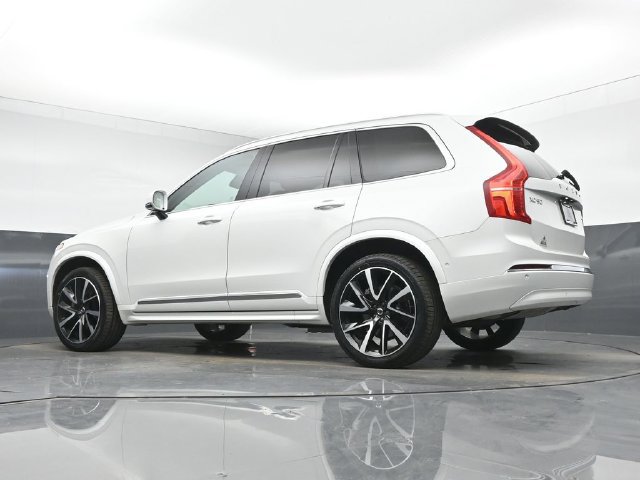 Used 2025 Volvo XC90 B5 Plus w/ Protection Package Premier AWD/4WD image 40