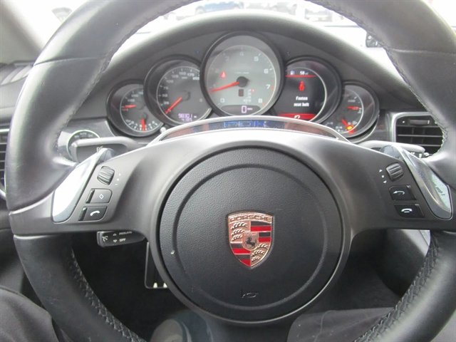 Used 2014 Porsche Panamera S image 14