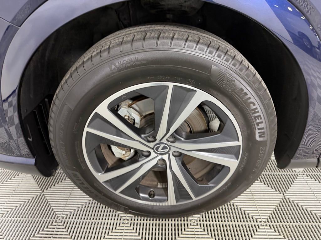 Used 2024 Lexus RX 350 Premium w/ Convenience Package image 11