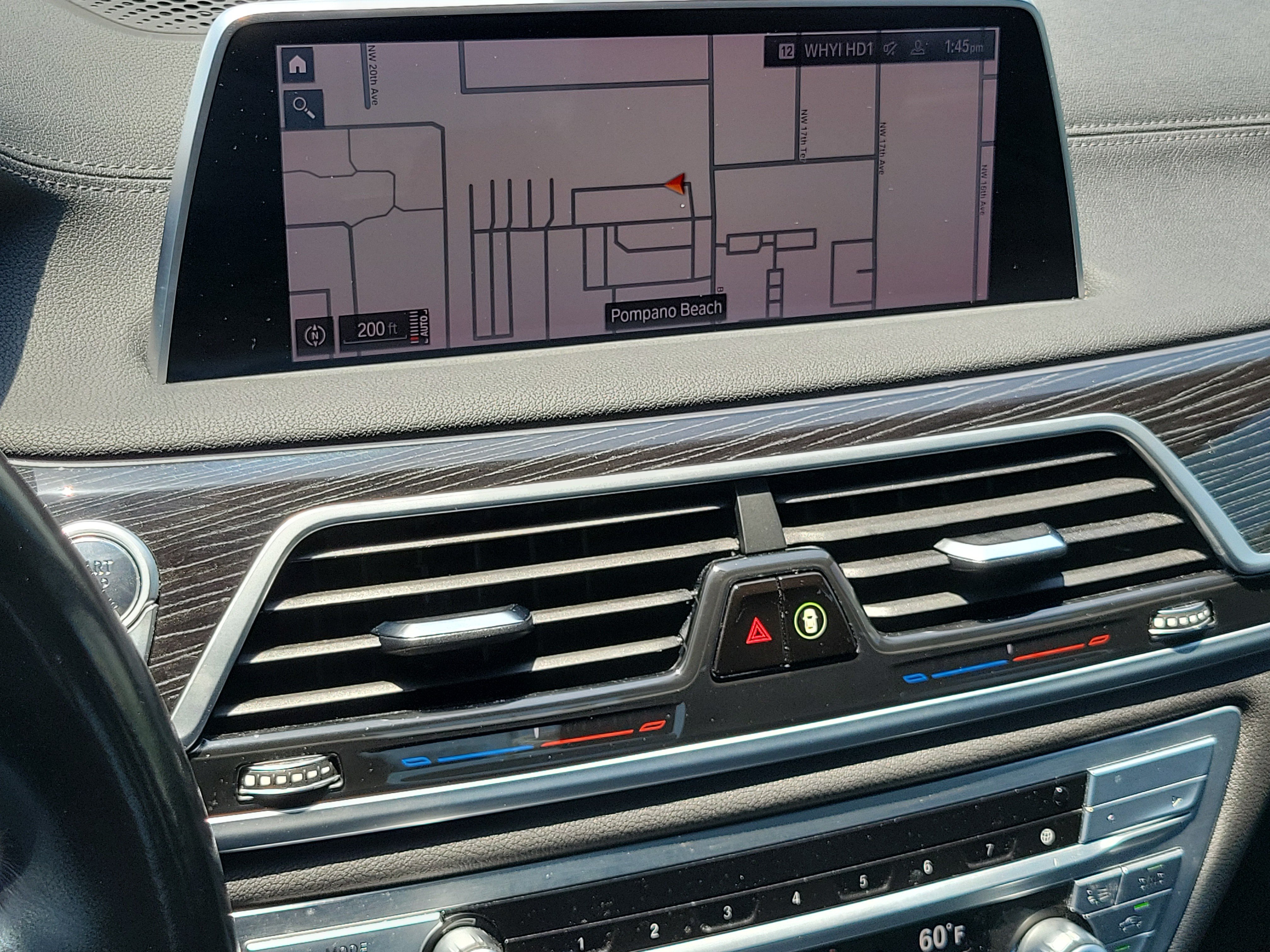 Used 2022 BMW 740i w/ M Sport Package RWD image 28